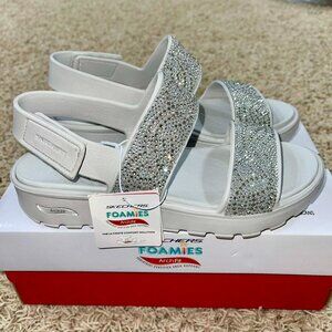 Skechers Women's Foamies Arch Fit Footsteps Elegance Platform Sandals, Size 7